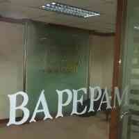 Bapepam Bekukan Izin Kalimaya