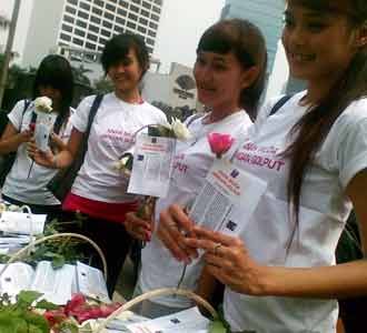 Gadis Cantik Anti Golput Beraksi