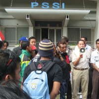 Kerusuhan Itu Awalnya dari PSSI