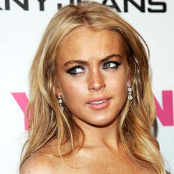 Lindsay Lohan Dilarang Dekat-dekat Mantan Pacar