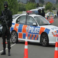 Polisi Inggris Tangkap 12 Orang dalam Operasi Antiteror