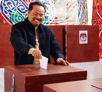 Erman Suparno Nyontreng Bareng TKI Erman Suparno Nyontreng Bareng TKI