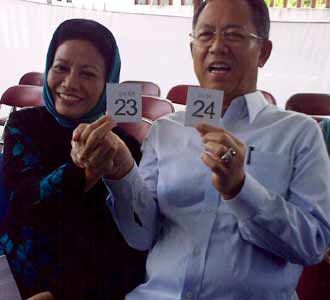 Dada Rosada Nyontreng di TPS 64