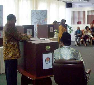 Mencontreng dari Berlin