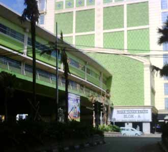 Pasar Tanah Abang Sepi