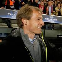 Kursi Klinsi Mulai Digoyang