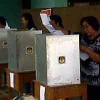 PDIP dan PD Bersaing Ketat di Pandegiling