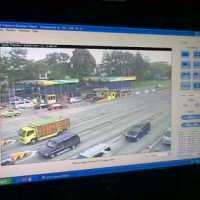 Kendaraan Masih Sepi di Tol Pasteur