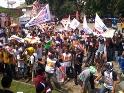 Bila Tak Ada Agenda, Wiranto Siap Temui Mega