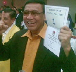 Wiranto Buka Peluang Bertemu Prabowo