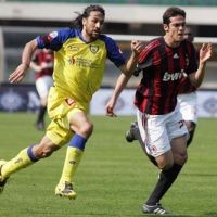 Gol Tunggal Seedorf Menangkan Milan