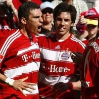 Wolfsburg Mantap di Puncak, Bayern Membayangi