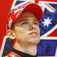 Stoner: Hujan, Balapan Malam Tak Aman