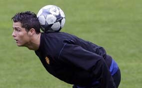 CR7 Pesepakbola Paling Populer di Facebook