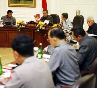 SBY Rapat dengan 8 Gubernur