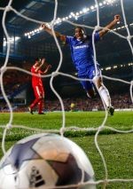 London Suguhkan Drama Hujan Gol