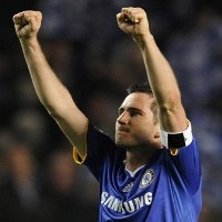 Unjuk Karakter Si Biru