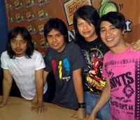 GIGI Bikin Lagu Cinta Gara-gara Facebook