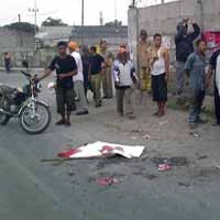 Terperosok Lubang, Nenek dan Cucu Tewas Dilindas Truk