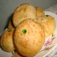 Renyah Legit Pia Ungu