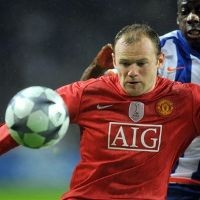 Rooney Siap Disoraki