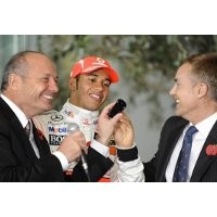 Dennis Out, McLaren-FIA Mungkin Bisa Akrab