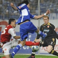 Lumat Cottbus, Schalke Dekati Eropa