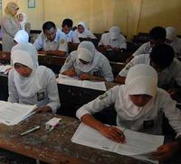 Ujian Nasional di Makassar