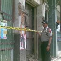 Pekerja Tewas Terjatuh di Ruko