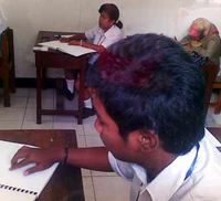 Siswa Tuna Netra UN di Wyata Guna
