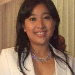 Olivia Zalianty: Harusnya Ada Psikolog Buat Agung