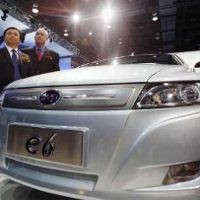 BYD China Ikut Perang Mobil Listrik