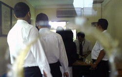  Jaksa Ester dan Dara Akhirnya Penuhi Wajib Lapor ke Polisi 