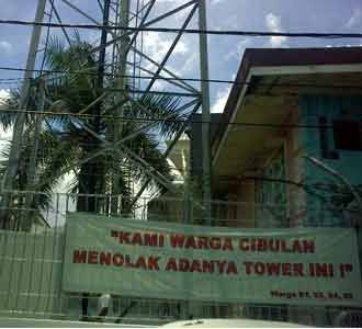 Pemkot Jaksel Bongkar Tower BTS