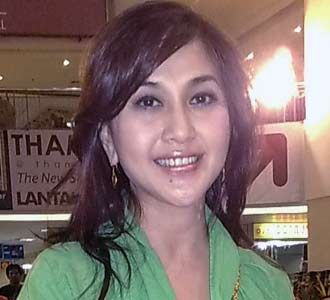 Paramitha Hijau di Hari Bumi