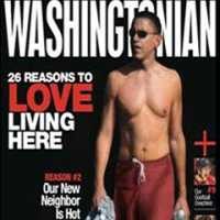 Foto Obama Pakai Celana Renang Picu Kontroversi