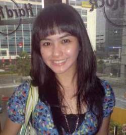 Revalina Nggak Pede Masuk Nominasi Indonesia Movie Award 2009