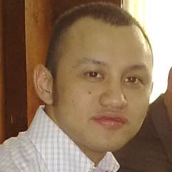 Sepatu Asal Inggris Eksis di Sidang Ananda Mikola