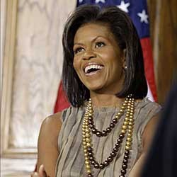 Lagi-lagi Michelle Obama Dikritik Desainer