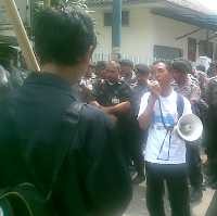 KAMMI Tuntut KPU Garut Direformasi