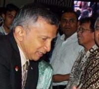 Faisal Basri: Amien Tak Konsisten