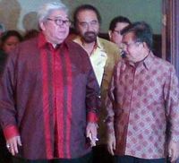 Rombongan PDIP Bertamu ke Rumah JK