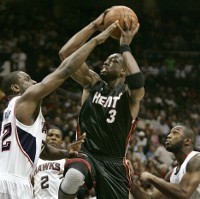 Wade Bersinar, Heat Tekuk Hawks