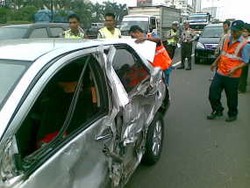 Rem Truk Blong Penyebab Tabrakan Beruntun di Tol Dalam Kota