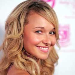 Difoto Fans, Bintang Heroes Pasang Tarif Ratusan Ribu Rupiah