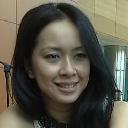 Maya Hasan Suguhkan Cerita di Toilet