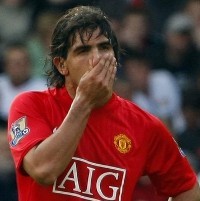 Carrick: Jangan Pergi, Tevez