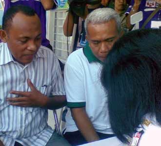 Simulasi Penanggulangan Flu Burung Simulasi Penanggulangan Flu Burung