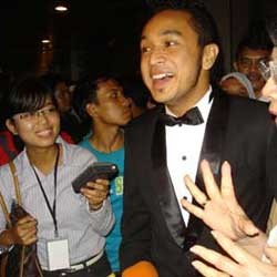 Giring Nidji Pilih Janda ketimbang Istri Orang