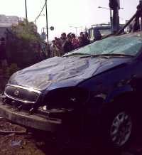 Mobil Terjun ke Kali, Jalan Pasteur Macet Parah